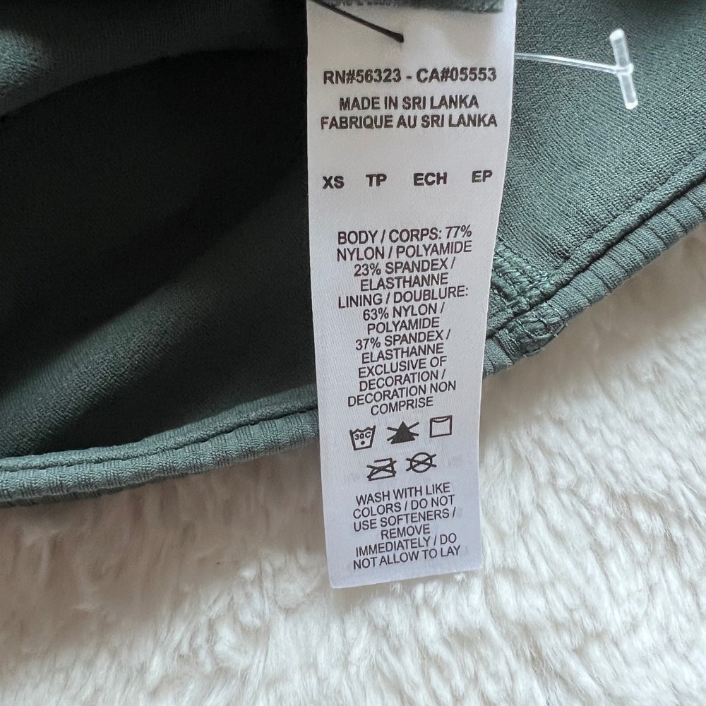 Nike Zenvy Ribbed Longline Sports Bra Dark Green HF1542-338 Womens‎ Size XS New - Picture 9 of 11